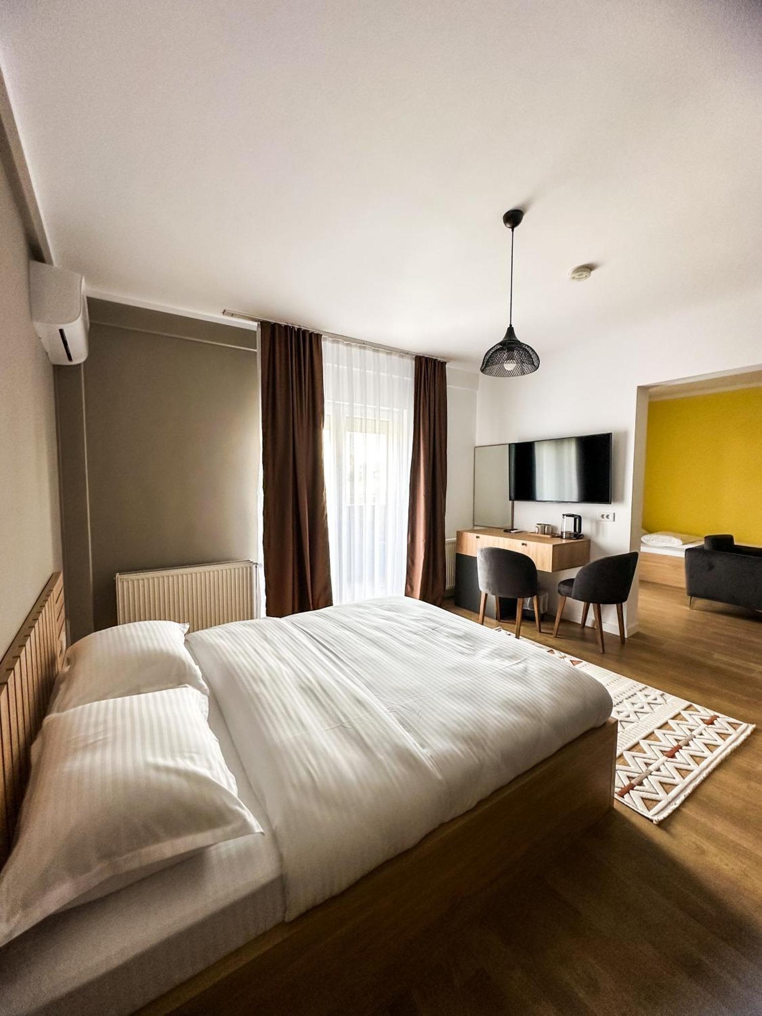 بريشتاين Grand Apartments Prishtina المظهر الخارجي الصورة