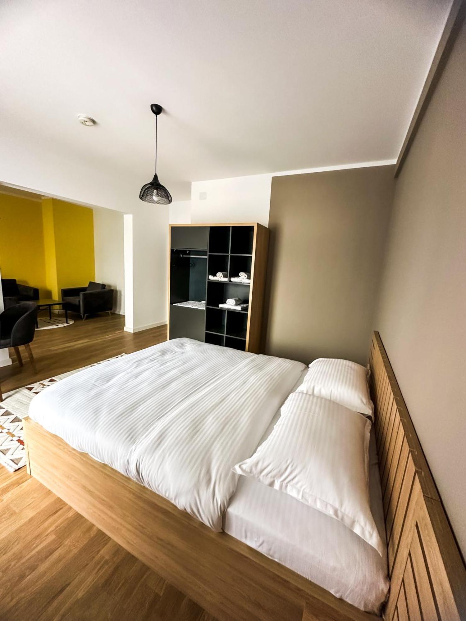 بريشتاين Grand Apartments Prishtina المظهر الخارجي الصورة