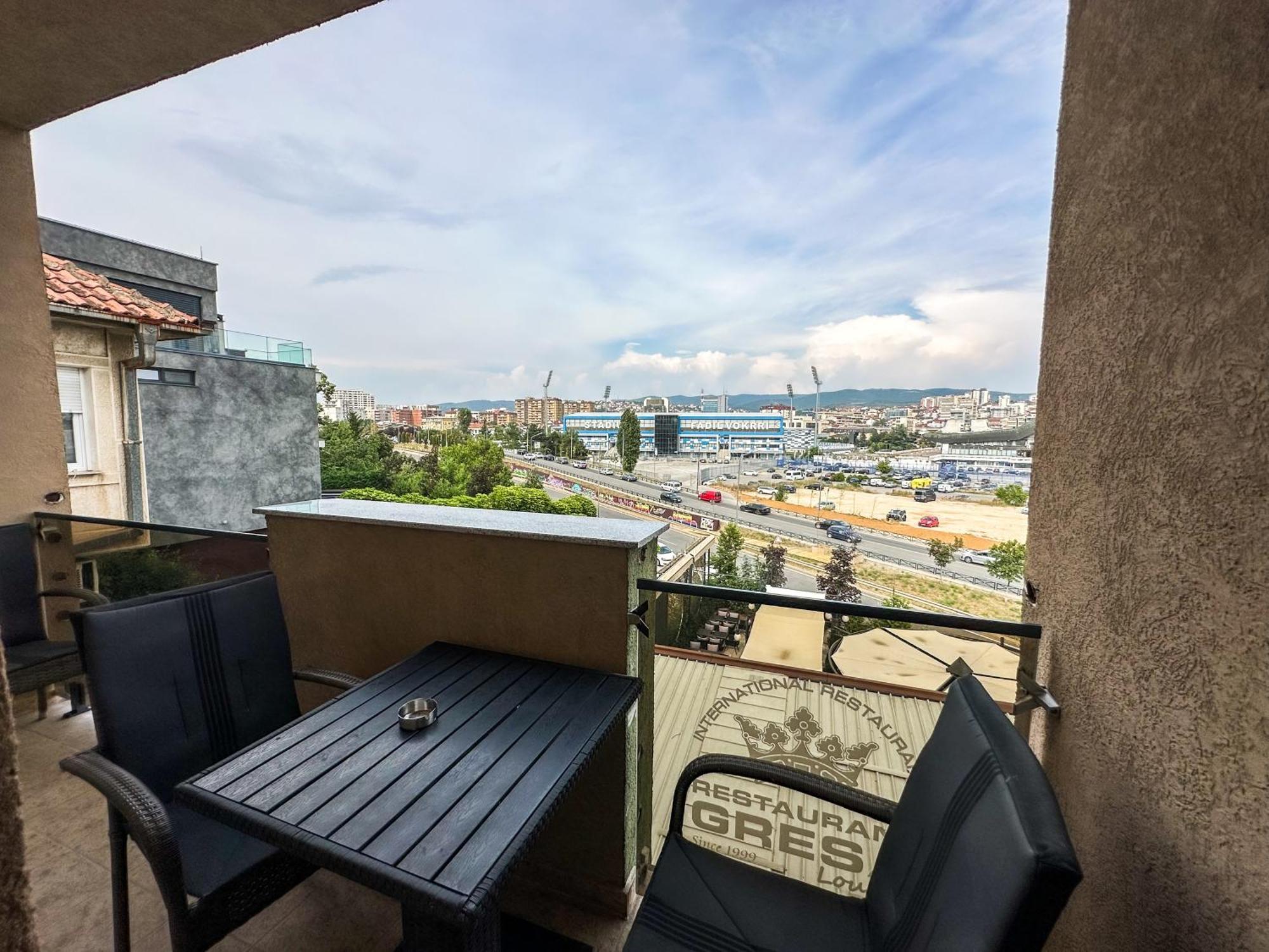 بريشتاين Grand Apartments Prishtina المظهر الخارجي الصورة